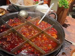 -周小明火锅(黑金冠社区店)