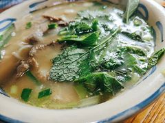 红烧黄牛肉米线-云上千禾(水上店)