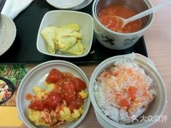 -老娘舅餐厅(黄龙体育中心店)