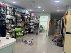 -佳雯宠物医院·皮肤科·内外科(春晓路分院)