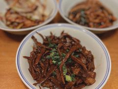 二寸笋尖烤肉-君东记本帮面馆(天钥桥路店)