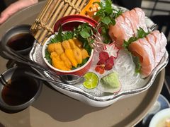 -山川小町·极番烧肉(新地假日广场店)
