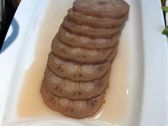蜜汁糯米藕-华盛园卷子王农家菜水库鱼