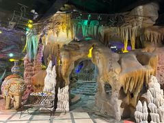 -泉城欧乐堡戏水湾艺术养生温泉