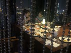 -唐拉雅秀酒店-西锦汇空中BBQ·思创餐厅