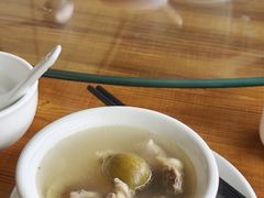 -银峰农庄·特色烧鸡·鲜无花果浸鸡