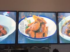 -侬佳蒸菜馆(听潮店)