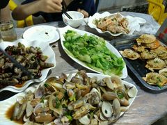 -覃记海鲜美食餐厅