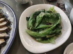 -梓檚中餐厅湖北菜小龙虾武昌鱼排骨藕汤(黄鹤楼店)