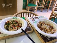 -袁亮宏饺子云吞(侯家桥菜场店)