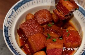 Mother's Style Braised Pork