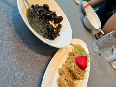 -HOMES上海本帮菜(襄阳公园店)