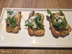 -必胜客(欧亚卖场店)