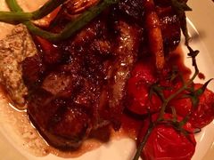 -斯普汇生蚝牛排馆(中骏世界城店)