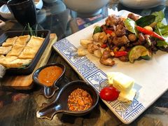 -云海肴·汽锅鸡·云南菜(天山百盛优客店)