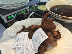-亿诣蝎府炸酱面羊蝎子火锅(酷车小镇店)
