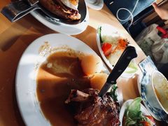 浇汁猪肘-Restaurant Paulaner am Dom