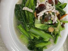 -辉记虾塘海鲜农庄