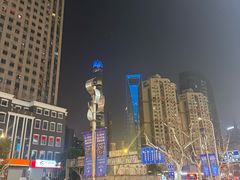 -上海世纪汇广场