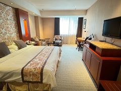 -爱时特套房酒店(会展中心远洋城店)