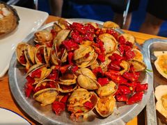 -喝丢一只鞋海鲜烧烤·海肠捞饭(市场店)