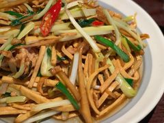 原味小炒-上名堂·鱼头好吃(体育场路店)