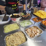 西大小吃排队王