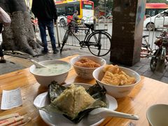 -伍湛记 · 广州老字号(龙津中路店)