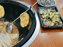 -曹丞相·地锅鸡·地锅鱼(武林店)