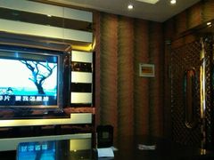 -盛世豪情量贩式KTV(九洲创意园店)