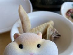 -墨脱石锅椰子鸡•香草鸭•东山羊(大东海店)