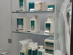 -福奈特洗衣洗鞋(东方路店)