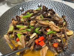 -绿草地·湘菜(7mall店)