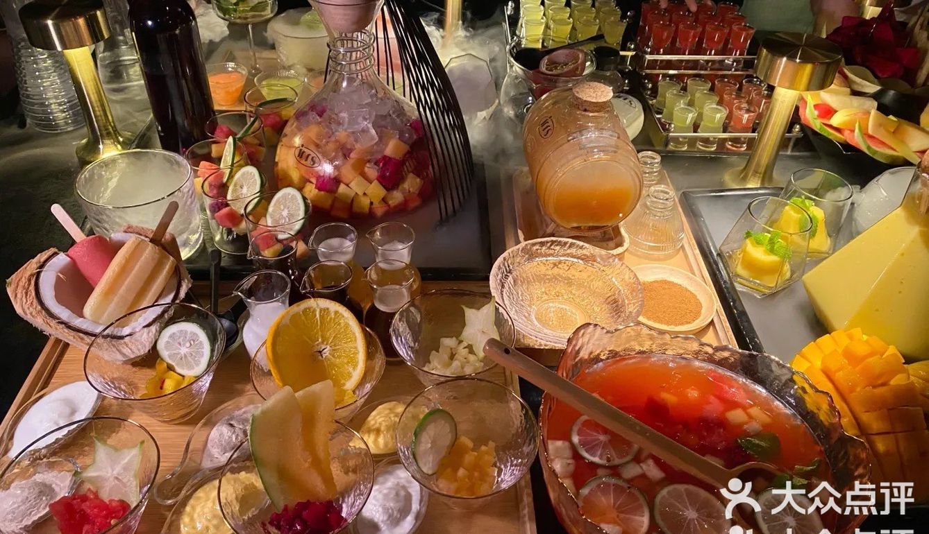 发个以前的探店，一个宝藏酒吧餐厅 服务就有前台小姐姐