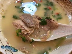-金杨拉面王小吃面馆·牛三宝面·红烧牛肉粉