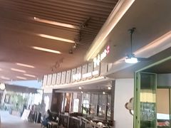 -瑞虹新天地月亮湾