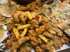 小炒牛蛙-日进一片海.生腌海鲜火锅.宵夜烧烤(三里屯总店)