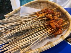 -马路边边串串香形象店(磐石路店)