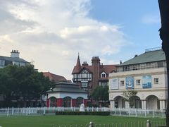 -钟书阁(松江泰晤士小镇店)