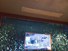 包房-乐界KTV(虹桥中心店)