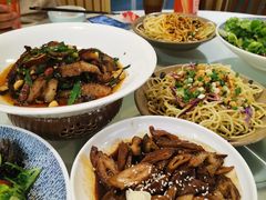 -老鼎万春卤菜(五代传承创始老店)