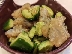 海蜇头拌黄瓜-丁字口海鲜热炒·烧烤大排档