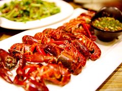 -范二妹独特烧烤夜宵城(宜宾总店)