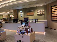 -星巴克臻选(上海陆家嘴中心店)