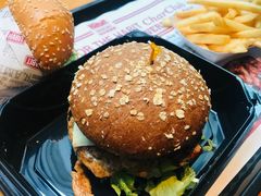 -The Habit Burger Grill 哈比特汉堡(复兴soho店)