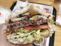 -The Habit Burger Grill 哈比特汉堡(爱琴海店)