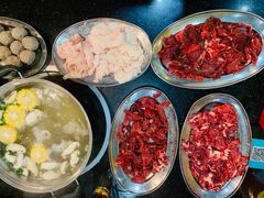 -牛一煲美食(江高店)
