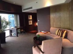 -上海外滩茂悦大酒店