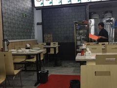 -扬州小吃(延安西路店)