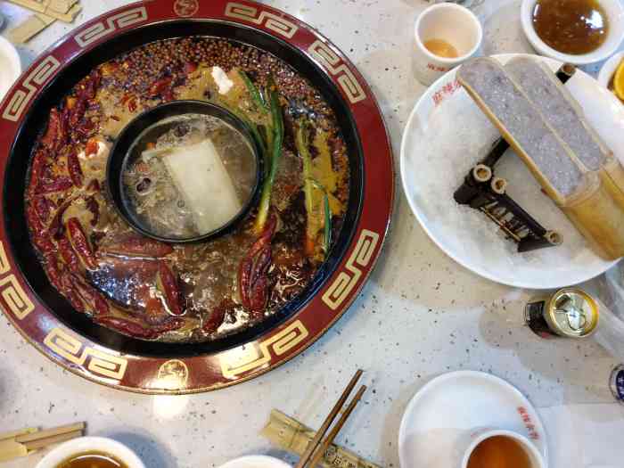 麻辣余香鲜货火锅-"买了秒杀套餐,五个人八个荤,五个菜118.